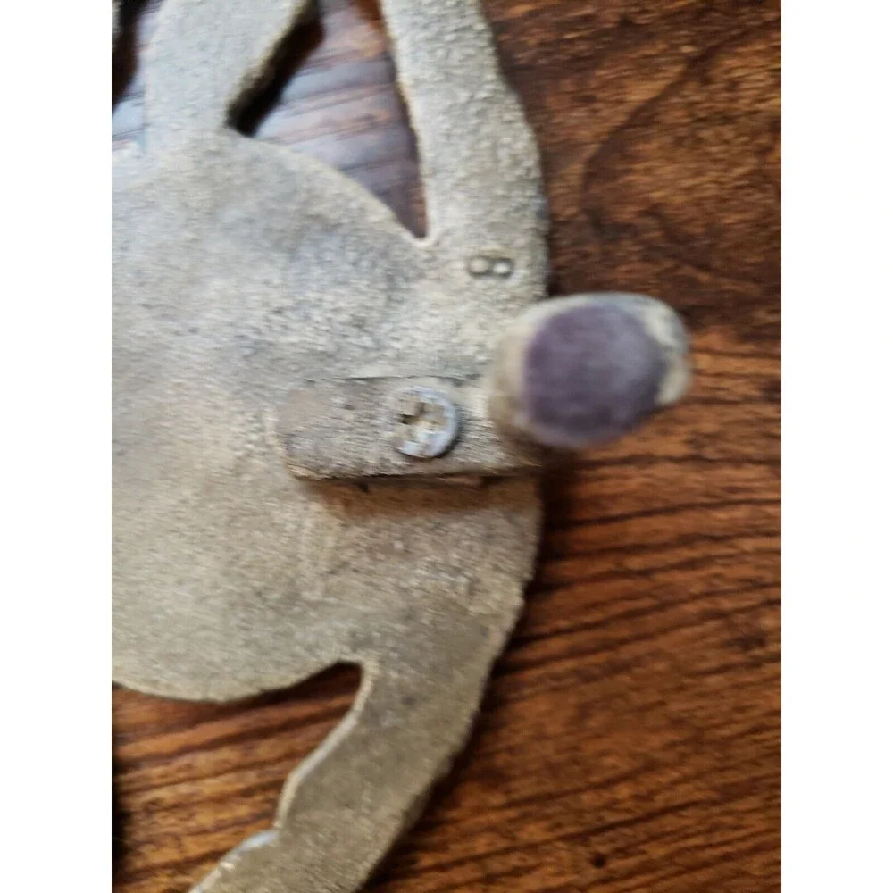 Vintage Cast Iron Metal 3 Pear Footed 7 Inch Round Trivet